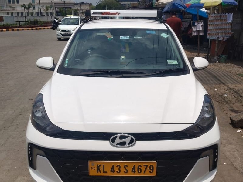 Hyundai Sedan taxi stunning front side view 5